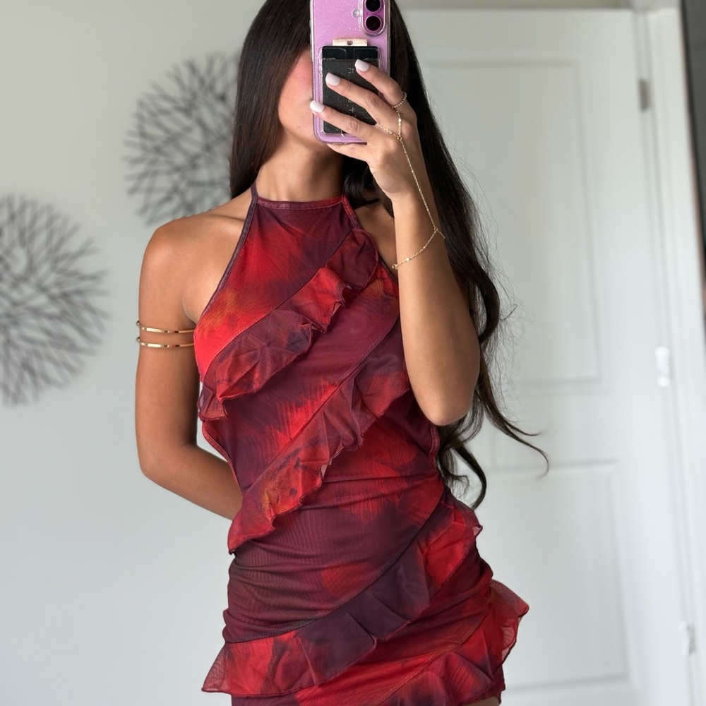 Elegant Red Ruffled Dress - Picture 2 of 5